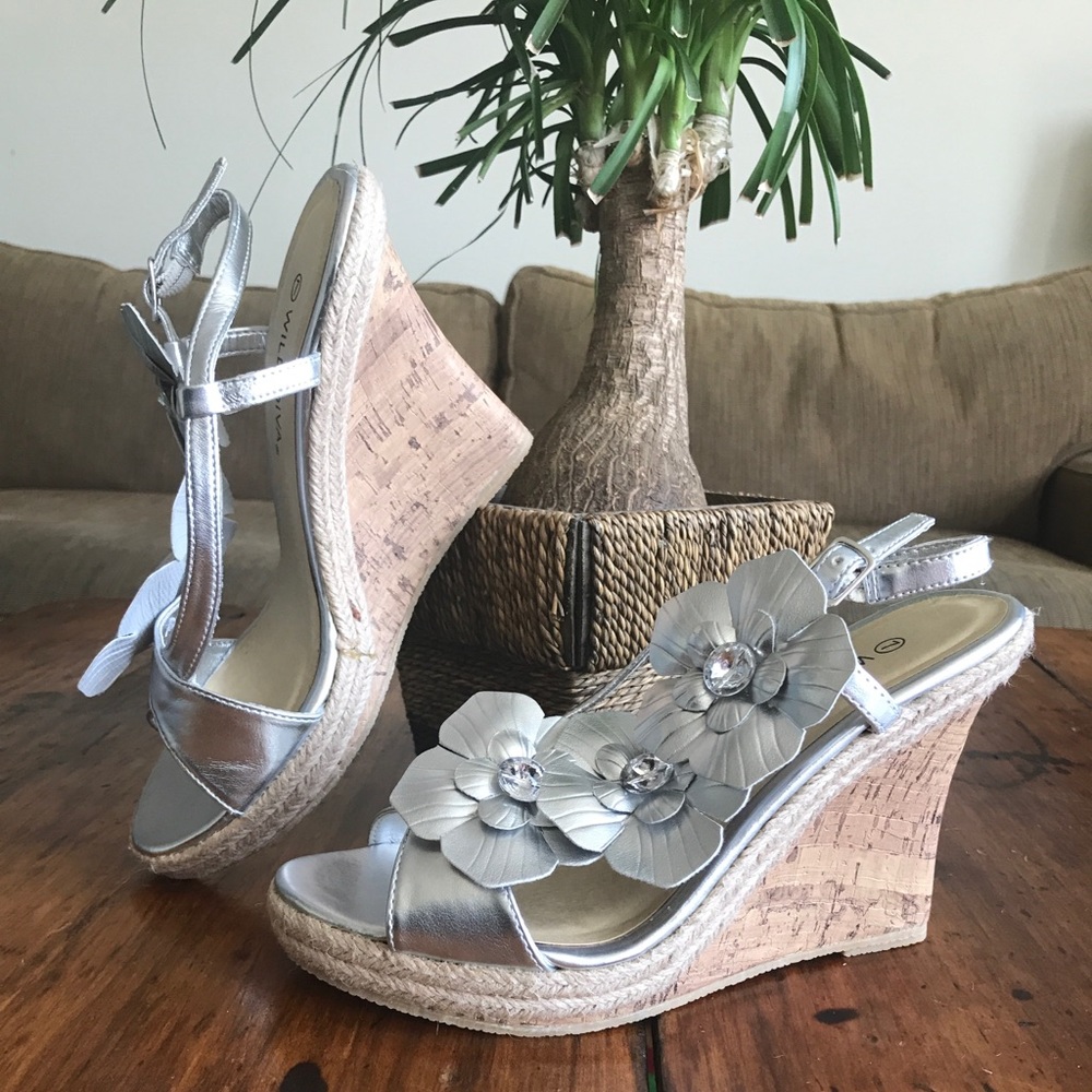 Wild Diva wedges, size 7